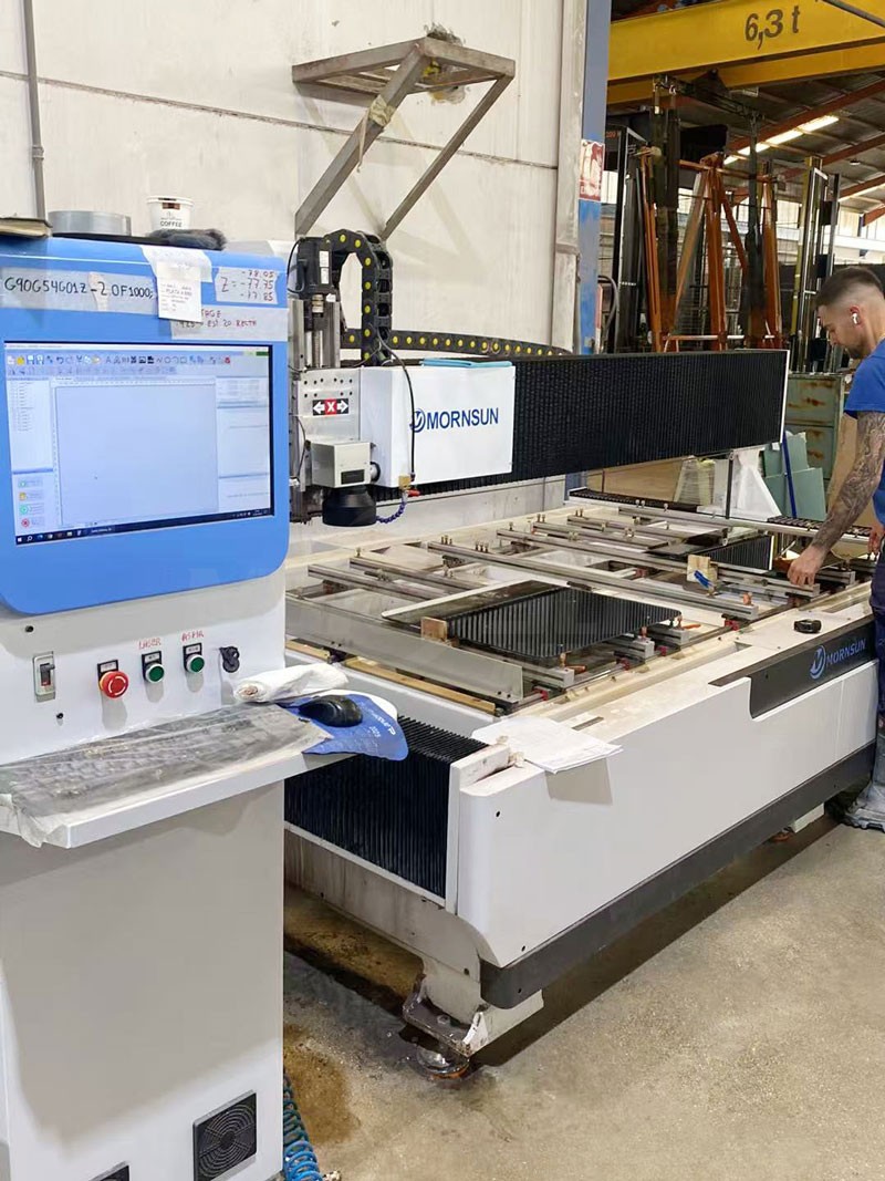 Máquina de jateamento a laser avançada de 1ª geração na Europa